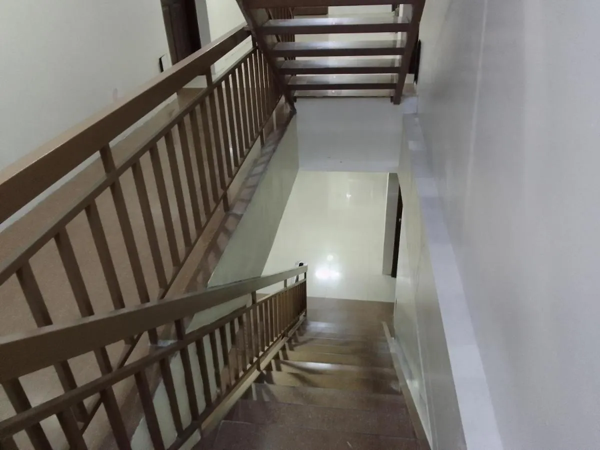 Emmanuel'S Service Apartment Near The Airport Manila