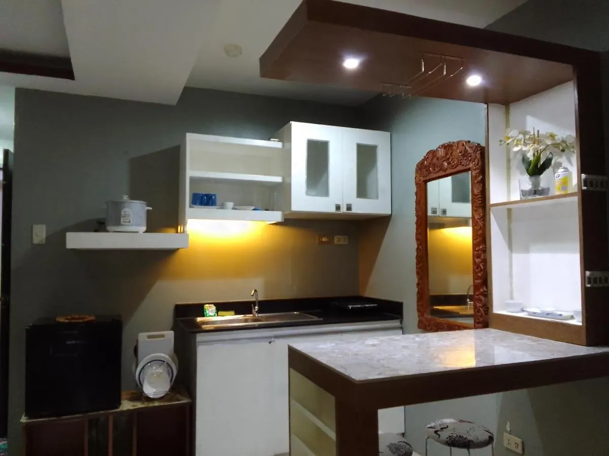 Emmanuel'S Service Apartment Near The Airport Manila